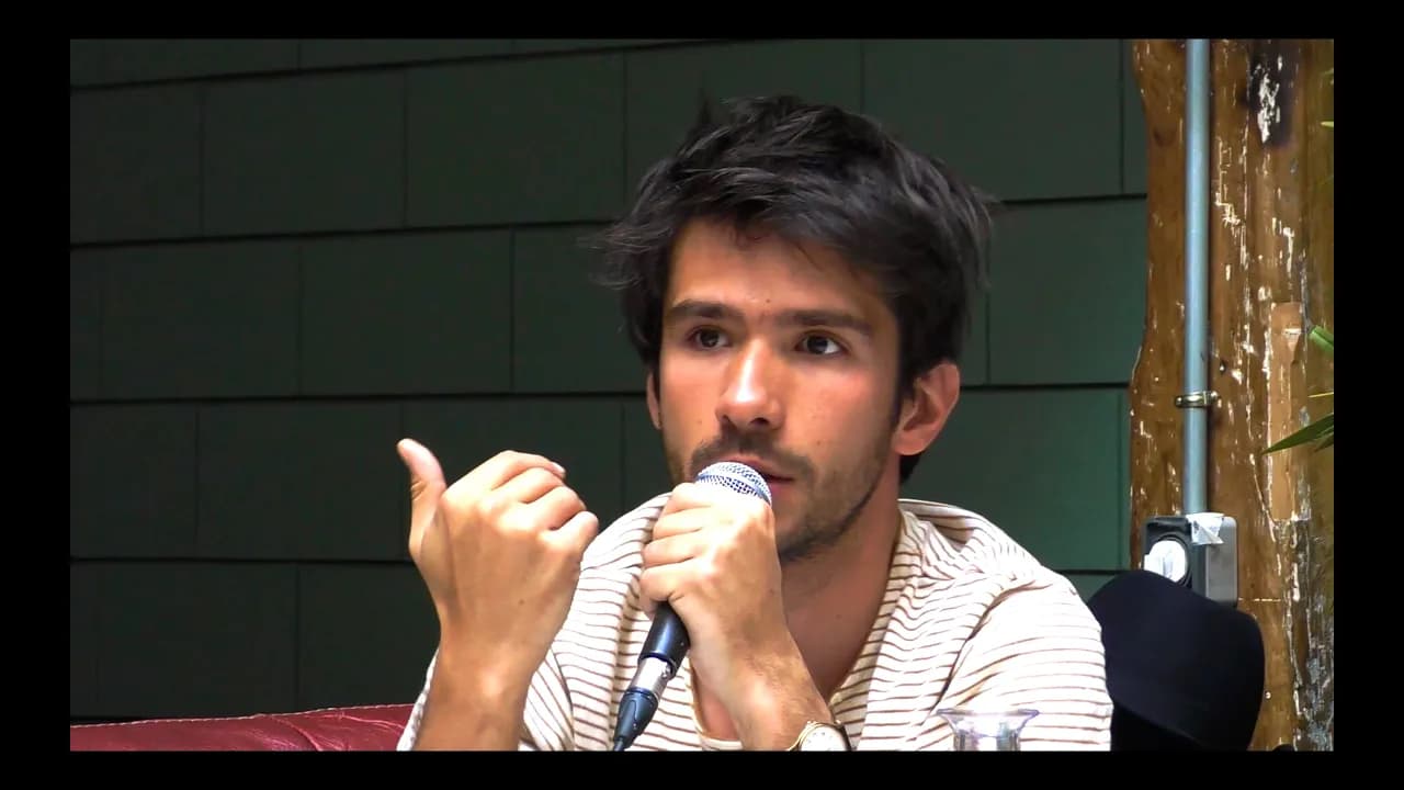 Couverture de Du Joker à Daesh — Juan Branco face à Jean-Louis Comolli