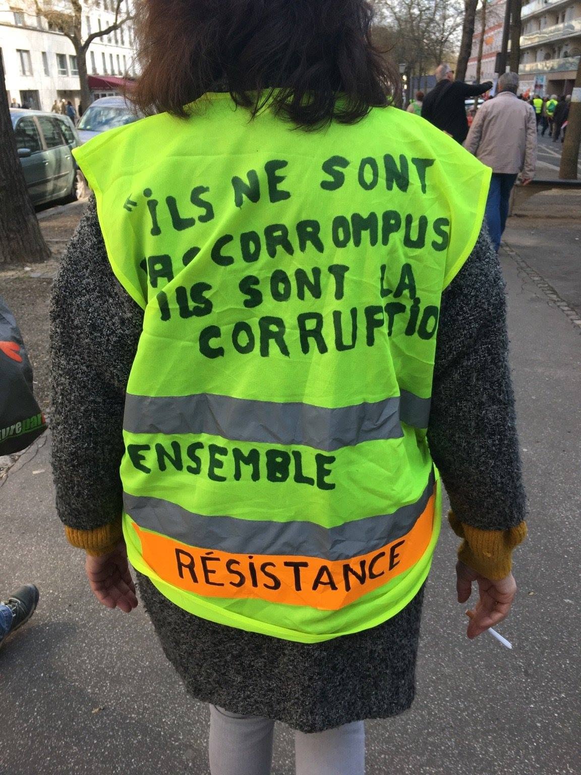 FAQ — Juan Branco a-t-il participé aux gilets jaunes ?